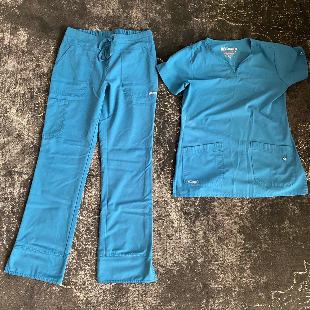 Greys Anatomy scrub set - sz small